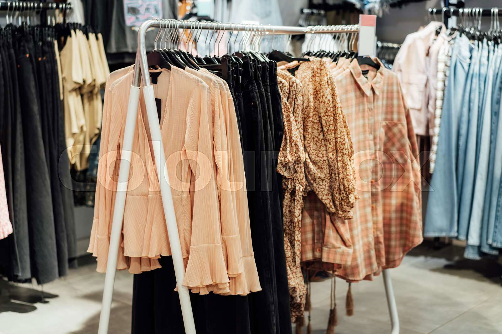 Market mall dress shops online