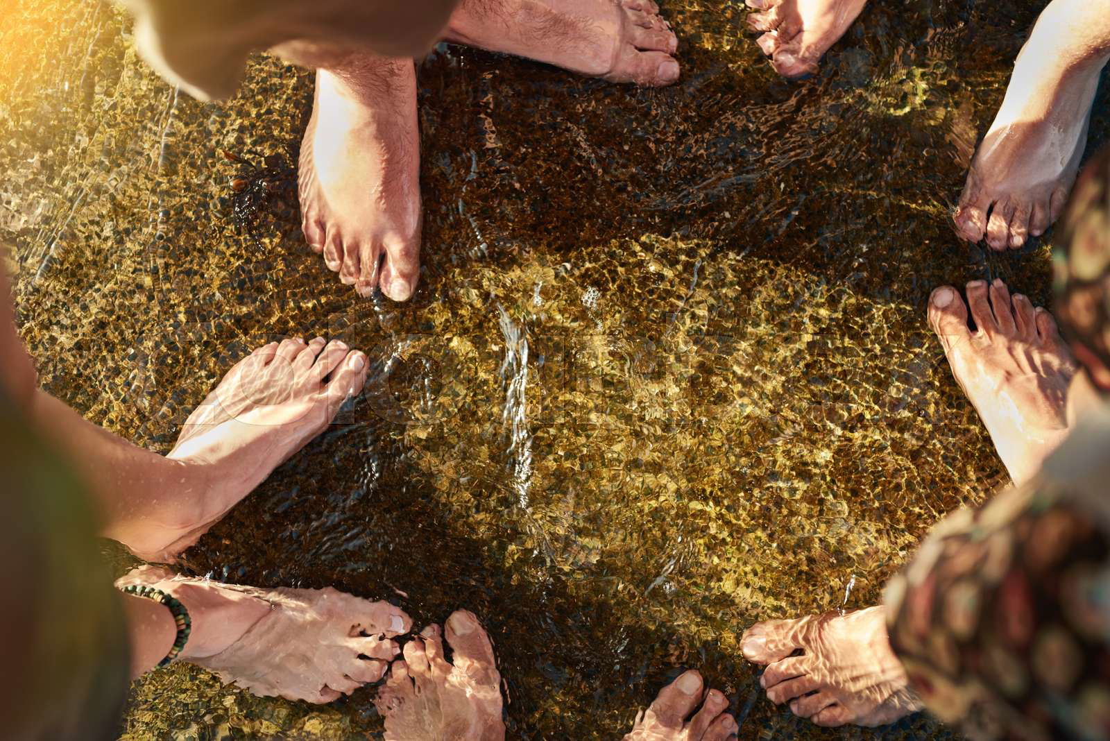 Feet stream top